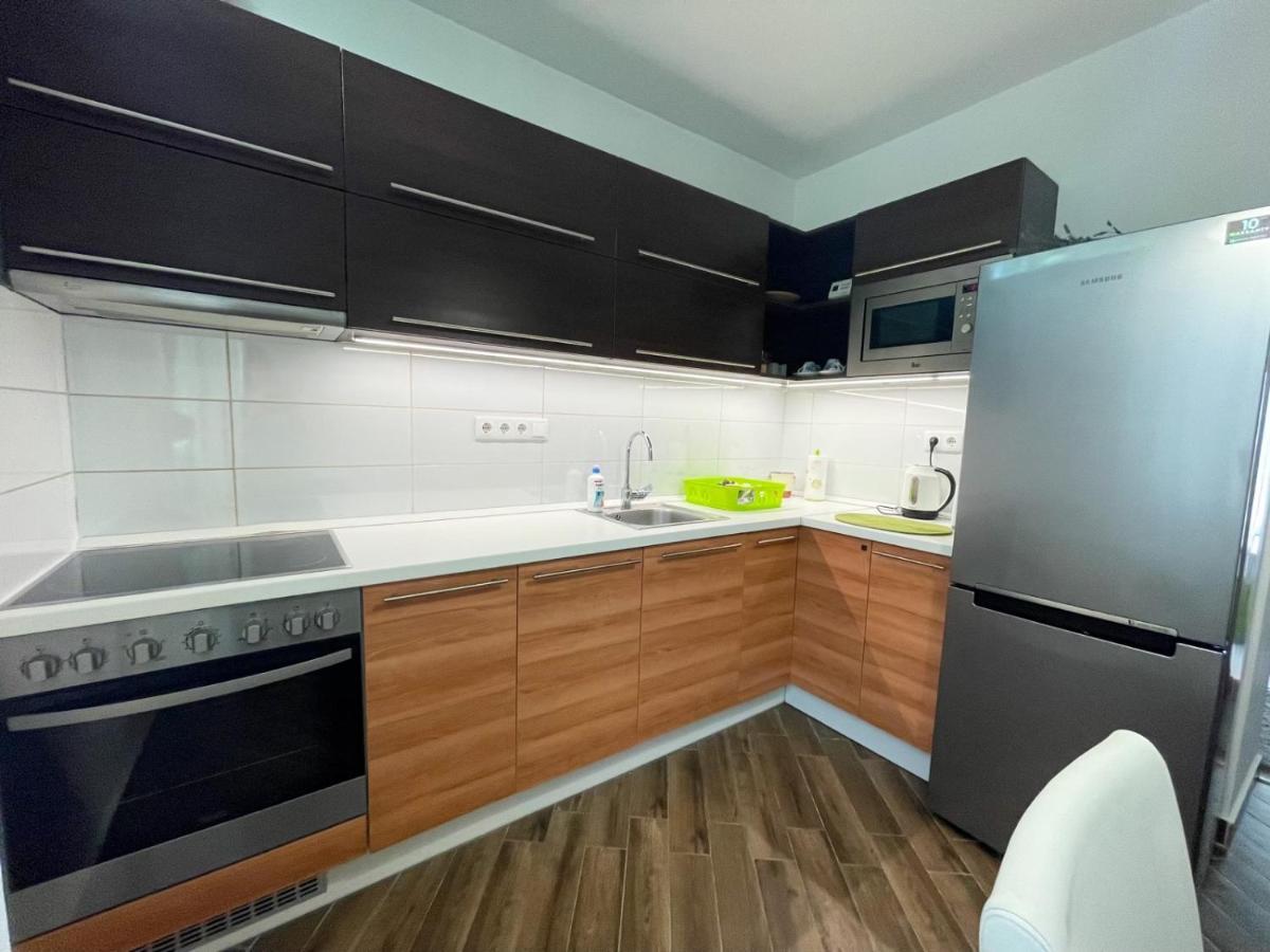 Greatforest Rosehill 1 Apartman Debrecen Esterno foto