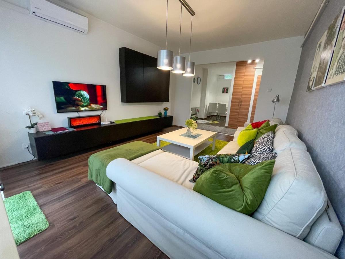 Greatforest Rosehill 1 Apartman Debrecen Esterno foto